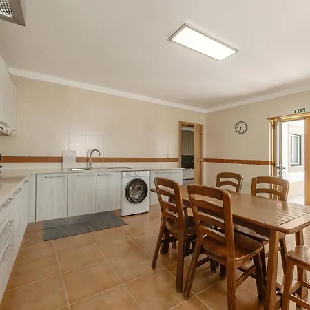 Cantinho Da Baleia Дом отдыха *